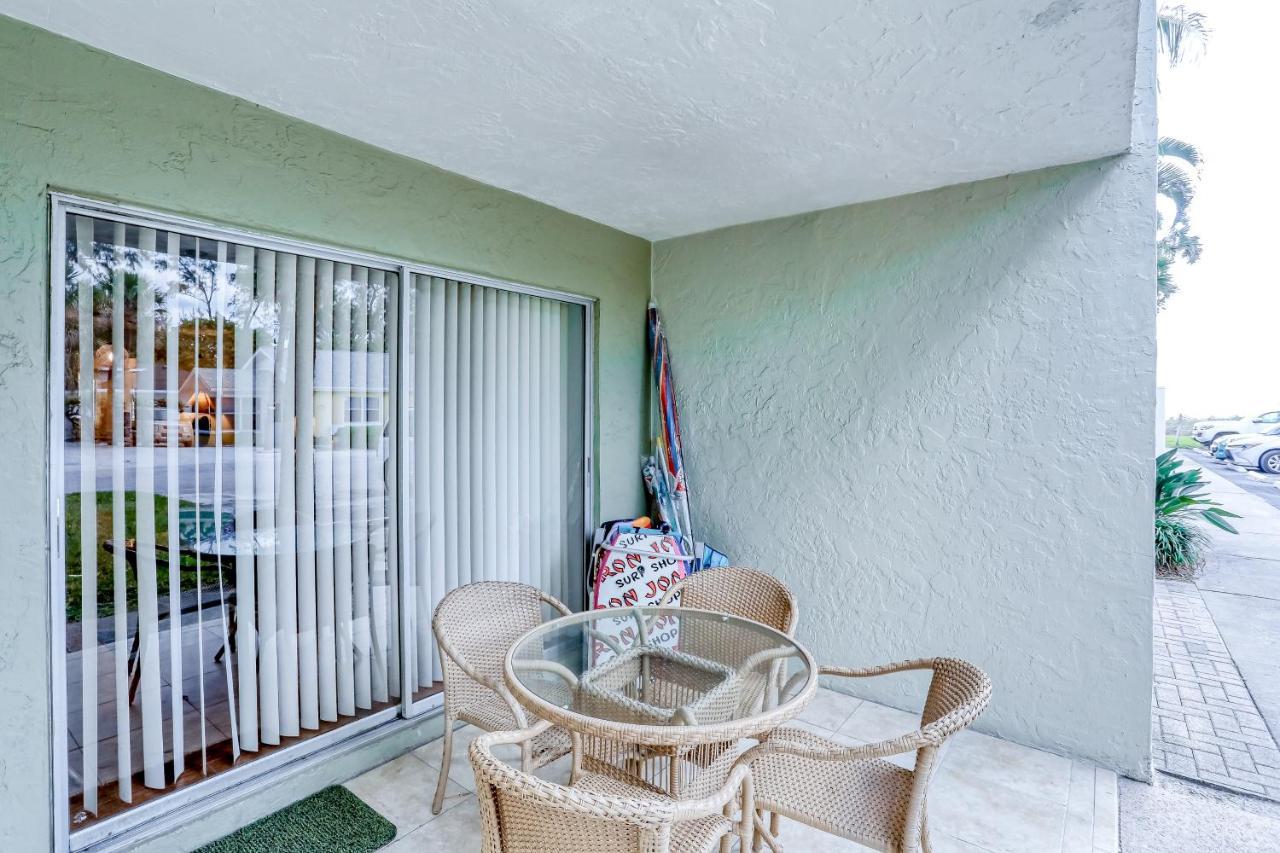Nautilus 105 Apartment Anna Maria Exterior photo
